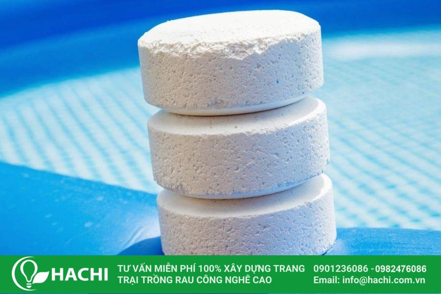 Cách phương pháp vệ sinh nhà màng, nhà kính trồng rau trước và sau thu hoạch chi tiết từ A đến Z 11 Cách vệ sinh nhà màng, nhà kính bằng Chlorine được nhiều người lựa chọn